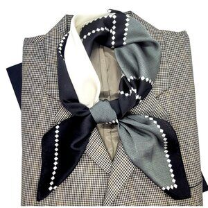 ✨Luxury Elegant Bandana Square Scarf Silky Satin Grey Beige Neutral Geometric